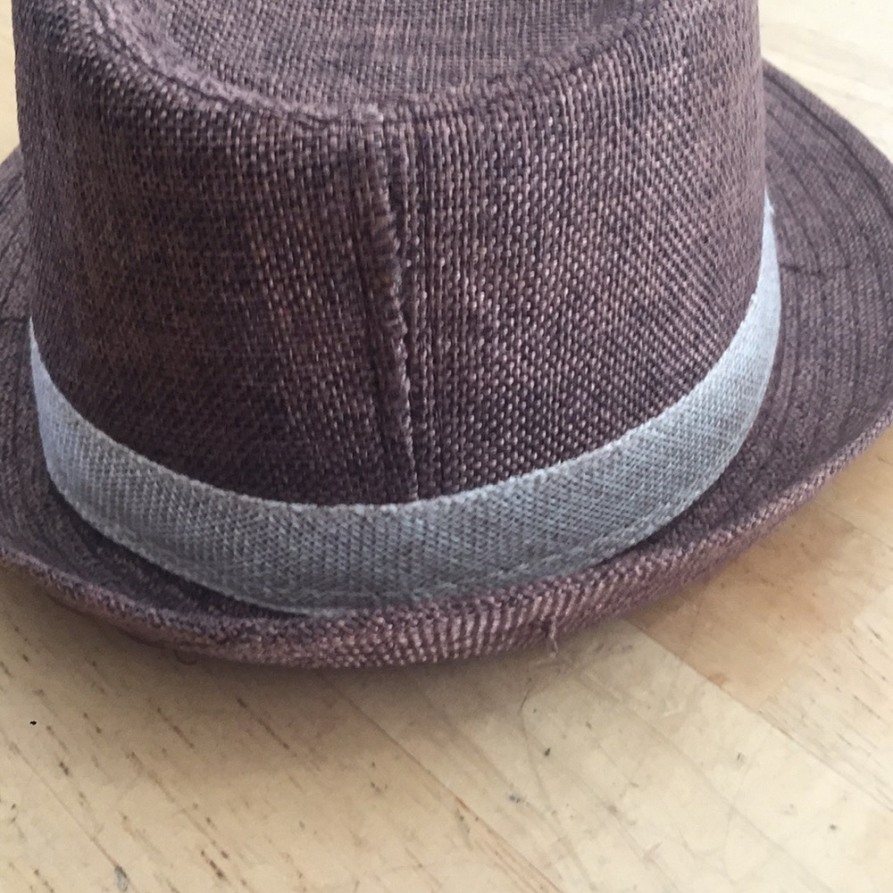 Women's hat - Picture 5 of 5